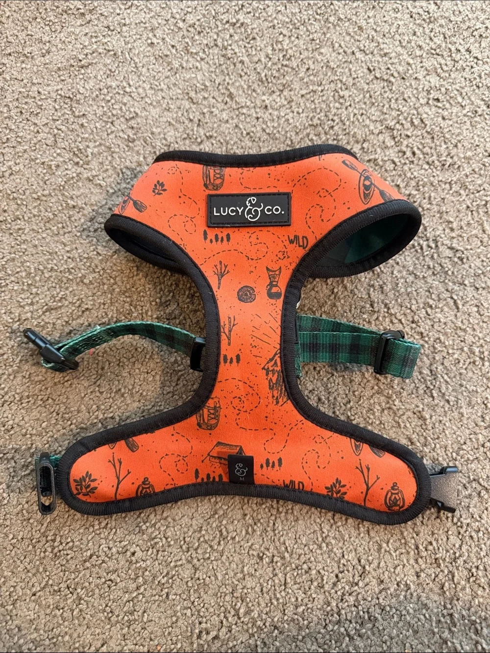 Lucy & Co. Orange Wild Print Dog Harness reversible size medium